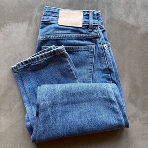 Everlane The Curvy 90s Cheeky Jean